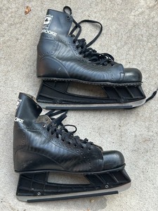 lot 203CB image: K - Sherbrooke Staff Approved Black Hockey Ice Skates Size 11 Inch Blade 28 cm