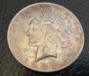 lot 47X image: 1922 Peace Silver Dollar Coin