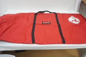 lot 1 image: NEW Christmas Tree Storage Bag on Wheels