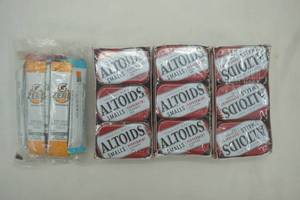 lot 20 image: Altoids & Gatorade Zero Pouches