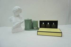lot 123 image: Greek Goddess Statue 12 tall, Aromatherapy Reed Diffuser & More