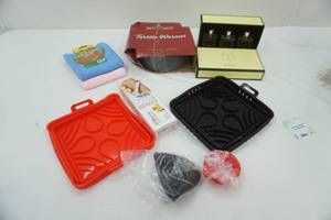 lot 125 image: Aromatherapy Reed Diffuser & Kitchen Items