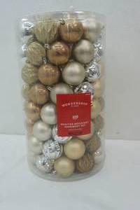 lot 169 image: Wondershop 100ct Shatter-Resistant Ornament Set