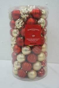 lot 172 image: Wondershop 100ct Shatter-Resistant Ornament Set