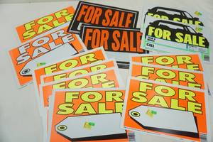 lot 176 image: For Sale Signs (approx. 15ct)