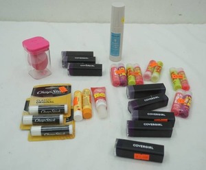 lot 221 image: Makeup & Beauty Lot