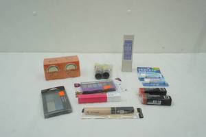 lot 227 image: Makeup & Beauty Lot