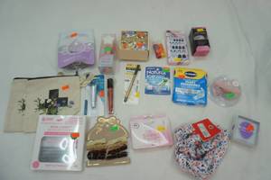 lot 245 image: Makeup & Beauty Lot