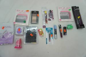 lot 248 image: Makeup & Beauty Lot