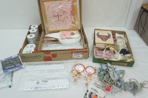 lot 276 image: Variety Lot Crafts and Party Decor