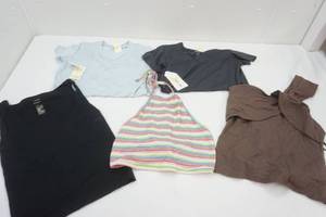 lot 299 image: Womens Tops Size Medium (5ct)