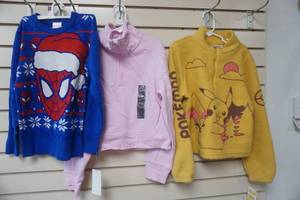 lot 312 image: Kids Sweaters (3ct) Spiderman, Pokmon
