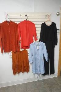lot 327 image: Womens Tops & Black Jumpsuit (5 Pieces)