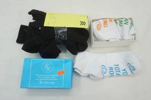 lot 344 image: Socks NEW