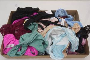 lot 358 image: Womens Underwear XL NEW