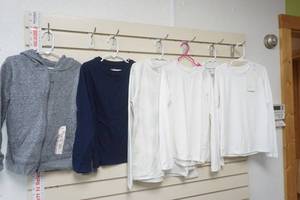 lot 402 image: Kids Long-Sleeve Shirts Lot (6ct) XS-L