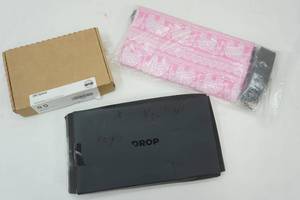 lot 434 image: keyboard, phone bag, case