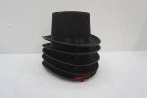 lot 436 image: Classic black felt top hat