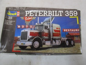 lot 100 image: Vintage Semi Model