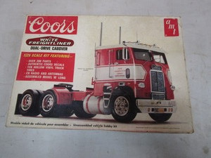 lot 115 image: Vintage Semi Model