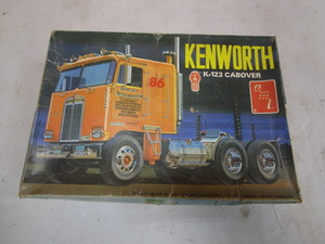 lot 117 image: Vintage Semi Model