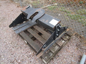lot 17-A image: 5th Wheel Hitch