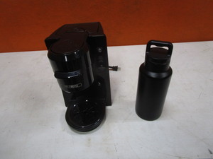 lot 164 image: Keurig Coffee Maker & Thermos Cup