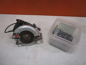 lot 193 image: Skill Saw & Roofing Nails