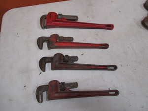 lot 213 image: Pipe Wrenches