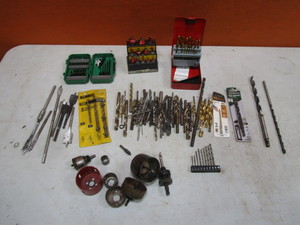 lot 229 image: Drill Bits, Router Bits, Hole Saws