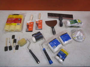lot 236 image: Painting Supplies