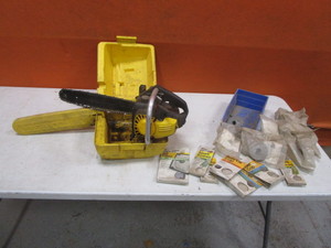 lot 272 image: 14 McCulloch Chainsaw & Misc Parts