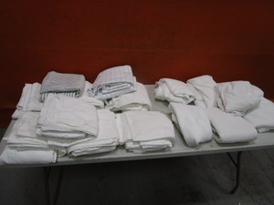 lot 274 image: (9) Full Size Sheet Sets & Mattress Pads