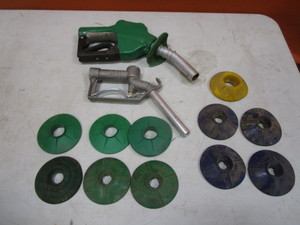 lot 283 image: Gas & Diesel Nozzles & Splash Guards