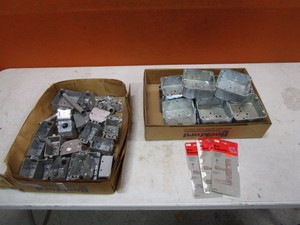 lot 284 image: Electrical SwitchOutlet Boxes