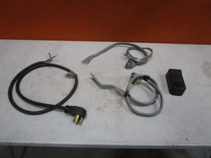 lot 307 image: 220v Chords & Outlet
