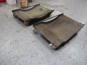 lot 325 image: Car Wheel Dollies