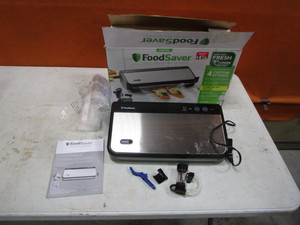 lot 338 image: Food Saver Vacuum Sealer