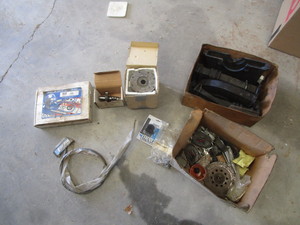 lot 9 image: Misc HD Motorcycle Parts