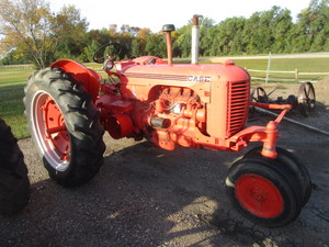 lot 13 image: Case DC