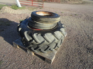 lot 14 image: Wheels & Tires for Farmall B on Lot #12
