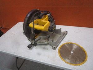 lot 45 image: DeWalt Miter Saw