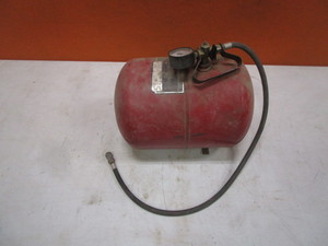lot 49 image: Air Tank