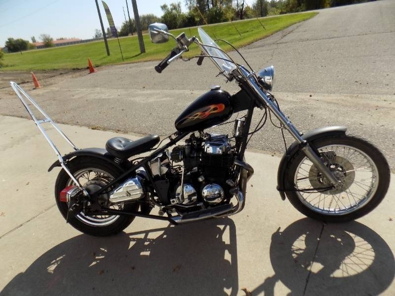 lot 3 image: Honda CB750 (old School 750 Honda Chopper