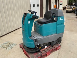 lot 48 image: 2019 Tennant T7AMR