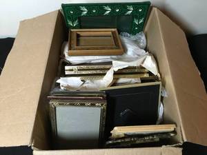 lot 134 image: Vintage Frames Lot