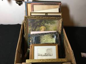 lot 135 image: Vintage Frames Lot
