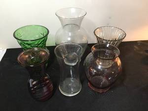 lot 145 image: Miscellaneous Vases