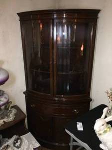 lot 5 image: Corner Curio Cabinet wood and glass