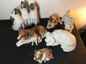lot 120 image: Dog Statue lot